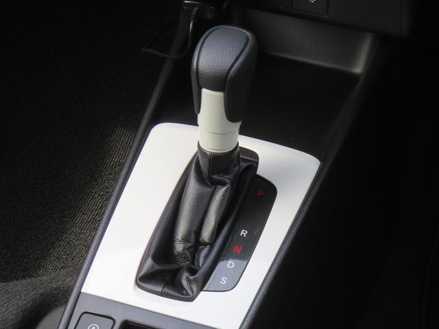 フィット ベーシック　認定中古車　電子制御パーキングブレーキ　クルーズコントロール　バックカメラ　純正ナビ　ＥＴＣ　イモビライザー　ホンダセンシング　障害物センサー　フルセグ　ＣＤ／ＤＶＤ再生　ＵＳＢ　Ｂｌｕｅｔｏｏｔｈ（24枚目）