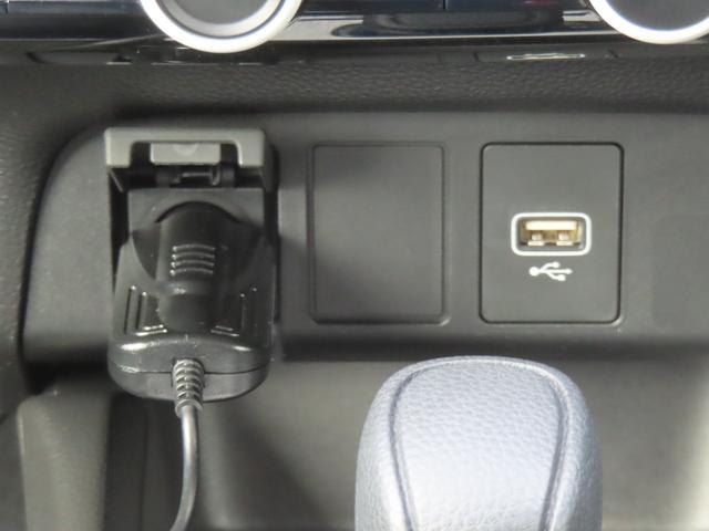 フィット ベーシック　認定中古車　電子制御パーキングブレーキ　クルーズコントロール　バックカメラ　純正ナビ　ＥＴＣ　イモビライザー　ホンダセンシング　障害物センサー　フルセグ　ＣＤ／ＤＶＤ再生　ＵＳＢ　Ｂｌｕｅｔｏｏｔｈ（31枚目）