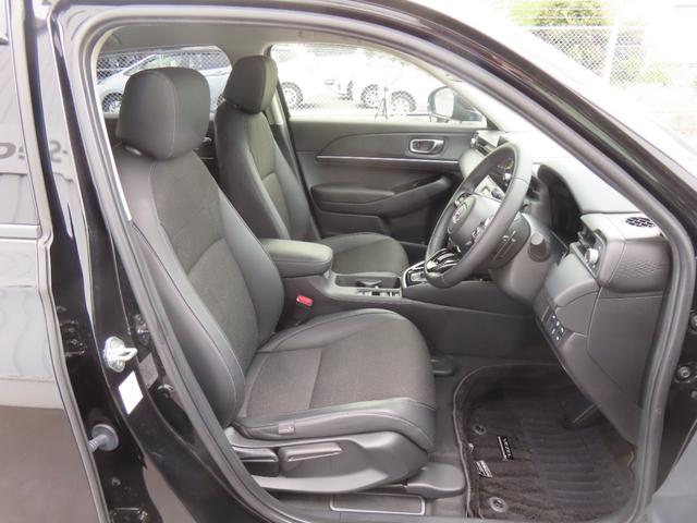 ヴェゼル ｅ：ＨＥＶＺ　認定中古車　アドバンスドルームミラー　電子制御パーキングブレーキ　ホンダコネクト対応ナビ　ブラインドスポットモニター　シートヒーター　クルーズコントロール　純正ナビ　バックカメラ　ドライブレコーダー（15枚目）