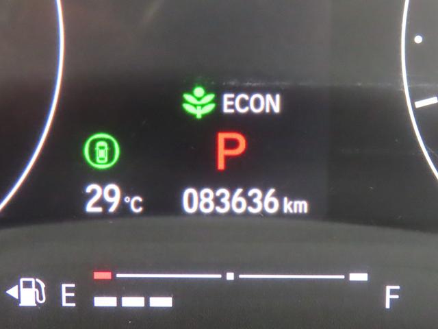 ヴェゼル ｅ：ＨＥＶＺ　認定中古車　アドバンスドルームミラー　電子制御パーキングブレーキ　ホンダコネクト対応ナビ　ブラインドスポットモニター　シートヒーター　クルーズコントロール　純正ナビ　バックカメラ　ドライブレコーダー（36枚目）