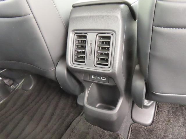ヴェゼル ｅ：ＨＥＶＺ　認定中古車　アドバンスドルームミラー　電子制御パーキングブレーキ　ホンダコネクト対応ナビ　ブラインドスポットモニター　シートヒーター　クルーズコントロール　純正ナビ　バックカメラ　ドライブレコーダー（40枚目）