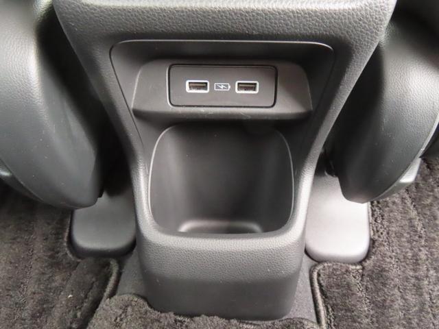 ヴェゼル ｅ：ＨＥＶＺ　認定中古車　アドバンスドルームミラー　電子制御パーキングブレーキ　ホンダコネクト対応ナビ　ブラインドスポットモニター　シートヒーター　クルーズコントロール　純正ナビ　バックカメラ　ドライブレコーダー（52枚目）