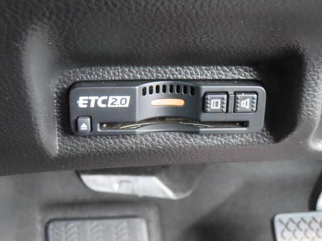 ヴェゼル ｅ：ＨＥＶＺ　認定中古車　電子制御パーキングブレーキ　ホンダコネクト対応ナビ　シートヒーター　ブラインドスポットモニター　クルーズコントロール　純正ナビ　バックカメラ　前後ドライブレコーダー　ＥＴＣ　イモビライザー（13枚目）