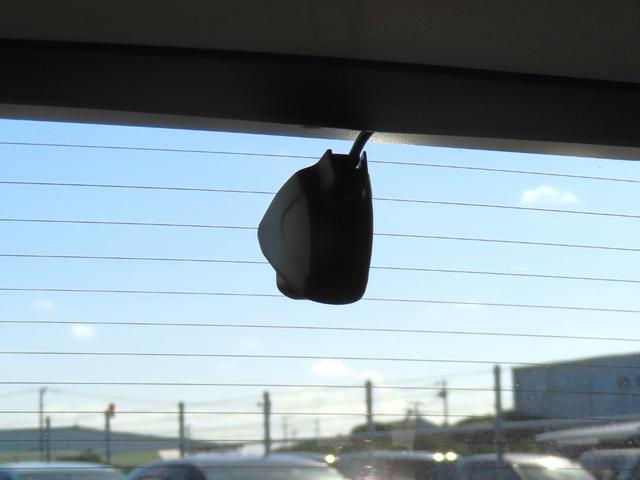 ヴェゼル ｅ：ＨＥＶＺ　認定中古車　電子制御パーキングブレーキ　ホンダコネクト対応ナビ　シートヒーター　ブラインドスポットモニター　クルーズコントロール　純正ナビ　バックカメラ　前後ドライブレコーダー　ＥＴＣ　イモビライザー（53枚目）