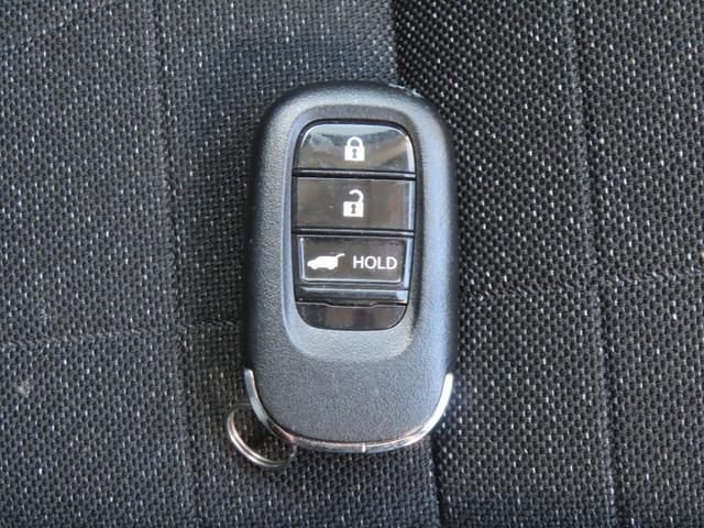 ヴェゼル ｅ：ＨＥＶＺ　認定中古車　電子制御パーキングブレーキ　ホンダコネクト対応ナビ　シートヒーター　ブラインドスポットモニター　クルーズコントロール　純正ナビ　バックカメラ　前後ドライブレコーダー　ＥＴＣ　イモビライザー（56枚目）