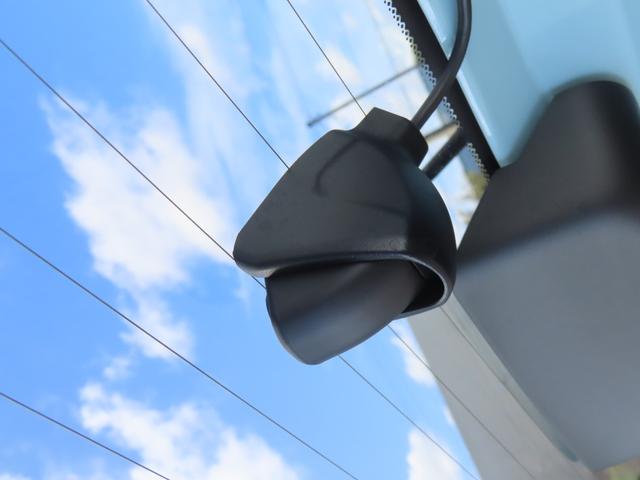 フィット ｅ：ＨＥＶクロスター　認定中古車　電子制御パーキングブレーキ　純正ナビ　クルーズコントロール　バックカメラ　前後ドライブレコーダー　ホンダセンシング　アイドリングストップ　フルセグ　ＣＤ／ＤＶＤ　ＵＳＢ　Ｂｌｕｅｔｏｏｔｈ（44枚目）