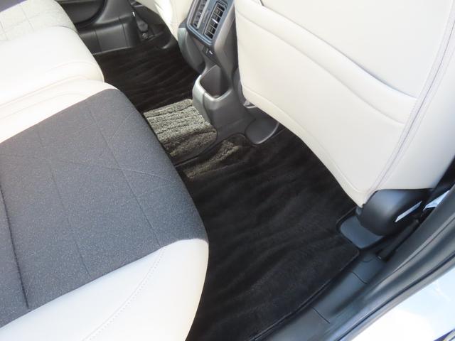 ヴェゼル ｅ：ＨＥＶＺ　認定中古車　電子制御パーキングブレーキ　ホンダコネクト対応ナビ　シートヒーター　クルーズコントロール　純正ナビ　バックカメラ　前後ドライブレコーダー　ＥＴＣ　ＡＢＳ　フルセグ　Ｂｌｕｅｔｏｏｔｈ対応（22枚目）