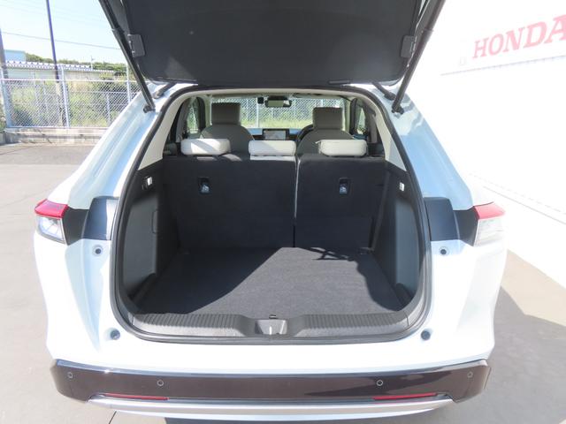 ヴェゼル ｅ：ＨＥＶＺ　認定中古車　電子制御パーキングブレーキ　ホンダコネクト対応ナビ　シートヒーター　クルーズコントロール　純正ナビ　バックカメラ　前後ドライブレコーダー　ＥＴＣ　ＡＢＳ　フルセグ　Ｂｌｕｅｔｏｏｔｈ対応（23枚目）
