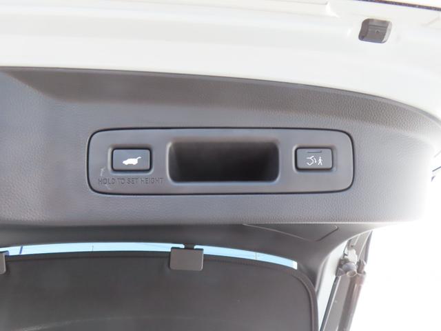 ヴェゼル ｅ：ＨＥＶＺ　認定中古車　電子制御パーキングブレーキ　ホンダコネクト対応ナビ　シートヒーター　クルーズコントロール　純正ナビ　バックカメラ　前後ドライブレコーダー　ＥＴＣ　ＡＢＳ　フルセグ　Ｂｌｕｅｔｏｏｔｈ対応（25枚目）