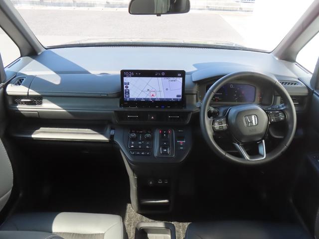 ステップワゴン ｅ：ＨＥＶスパーダ　認定中古車　電子制御パーキングブレーキ　両側パワースライドドア　ブラインドスポットモニター　純正ナビ　バックカメラ　ＥＴＣ　イモビライザー　フルセグ　ＣＤ／ＤＶＤ　ＭＳ　ＵＳＢ　Ｂｌｕｅｔｏｏｔｈ対応（15枚目）