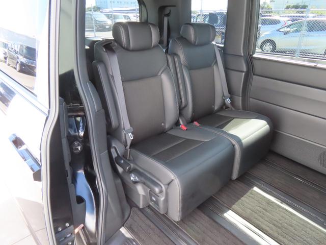 ステップワゴン ｅ：ＨＥＶスパーダ　認定中古車　電子制御パーキングブレーキ　両側パワースライドドア　ブラインドスポットモニター　純正ナビ　バックカメラ　ＥＴＣ　イモビライザー　フルセグ　ＣＤ／ＤＶＤ　ＭＳ　ＵＳＢ　Ｂｌｕｅｔｏｏｔｈ対応（20枚目）