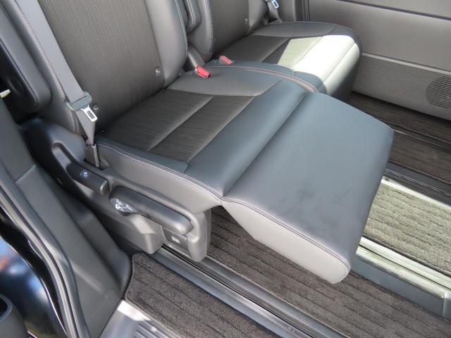 ステップワゴン ｅ：ＨＥＶスパーダ　認定中古車　電子制御パーキングブレーキ　両側パワースライドドア　ブラインドスポットモニター　純正ナビ　バックカメラ　ＥＴＣ　イモビライザー　フルセグ　ＣＤ／ＤＶＤ　ＭＳ　ＵＳＢ　Ｂｌｕｅｔｏｏｔｈ対応（21枚目）