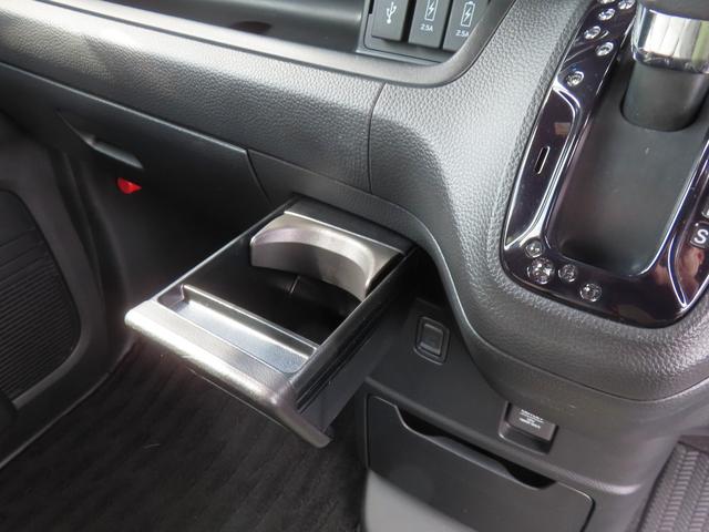 HONDA N-BOX CUSTOM L TURBO STYLE+ BLACK