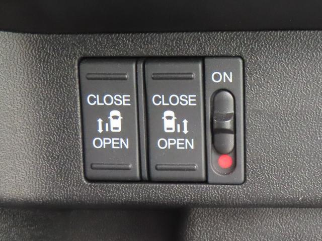 ステップワゴンスパーダ スパーダ・クールスピリットホンダセンシング　認定中古車電子制御パーキングブレーキ両側パワースライドドア純正９インチナビＥＴＣドライブレコーダーバックカメラクルーズコントロール３列シートシートヒーターＢｌｕｅｔｏｏｔｈ対応（8枚目）