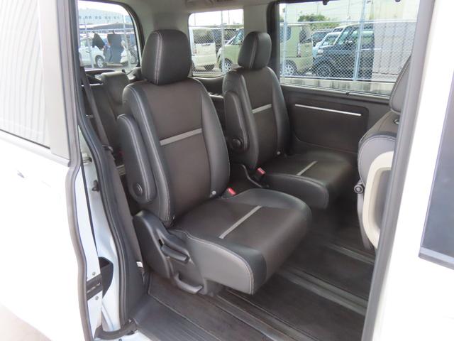 ステップワゴンスパーダ スパーダ・クールスピリットホンダセンシング　認定中古車電子制御パーキングブレーキ両側パワースライドドア純正９インチナビＥＴＣドライブレコーダーバックカメラクルーズコントロール３列シートシートヒーターＢｌｕｅｔｏｏｔｈ対応（18枚目）