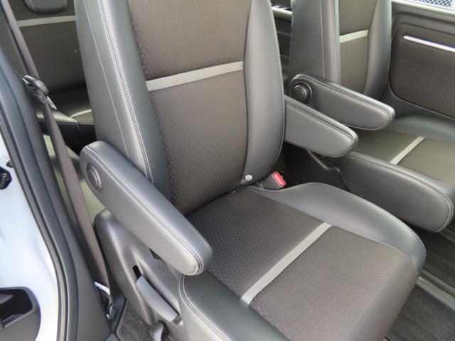 ステップワゴンスパーダ スパーダ・クールスピリットホンダセンシング　認定中古車電子制御パーキングブレーキ両側パワースライドドア純正９インチナビＥＴＣドライブレコーダーバックカメラクルーズコントロール３列シートシートヒーターＢｌｕｅｔｏｏｔｈ対応（19枚目）