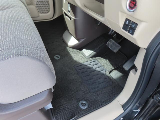 N-BOX Gホンダセンシング 認定中古車 社外ナビ バックカメラ ETC クルーズコントロール イモビライザー ホンダセンシング ABS VSA 社外アルミホイール ベンチシート フルセグ CD再生 Bluetooth対応(13枚目)