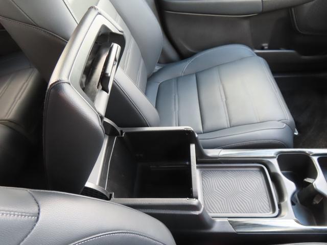 ＣＲ－Ｖハイブリッド ｅ：ＨＥＶＥＸ・ブラックエディション　認定中古車　サンルーフ　電子制御パーキングブレーキ　ブラインドスポットモニター　シートヒーター　純正ナビ　バックカメラ　ＥＴＣ　クルーズコントロール　イモビライザー　電動シート　純正アルミホイール（20枚目）