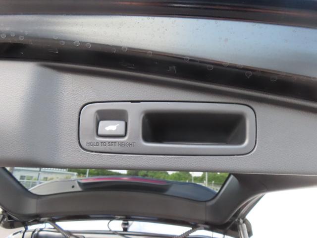 ＣＲ－Ｖハイブリッド ｅ：ＨＥＶＥＸ・ブラックエディション　認定中古車　サンルーフ　電子制御パーキングブレーキ　ブラインドスポットモニター　シートヒーター　純正ナビ　バックカメラ　ＥＴＣ　クルーズコントロール　イモビライザー　電動シート　純正アルミホイール（33枚目）