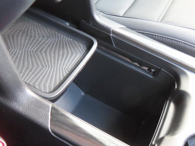 ＣＲ－Ｖハイブリッド ｅ：ＨＥＶＥＸ・ブラックエディション　認定中古車　サンルーフ　電子制御パーキングブレーキ　ブラインドスポットモニター　シートヒーター　純正ナビ　バックカメラ　ＥＴＣ　クルーズコントロール　イモビライザー　電動シート　純正アルミホイール（54枚目）