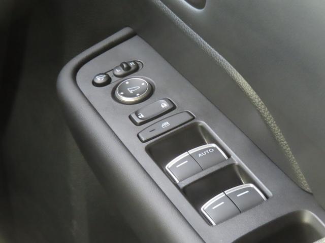 ステップワゴン e:HEVスパーダ 認定中古車 リア席モニター 電子制御パーキングブレーキ ブラインドスポットモニター ホンダコネクト対応ナビ 両側パワースライドドア シートヒーター バックカメラ ドライブレコーダー イモビライザー(48枚目)