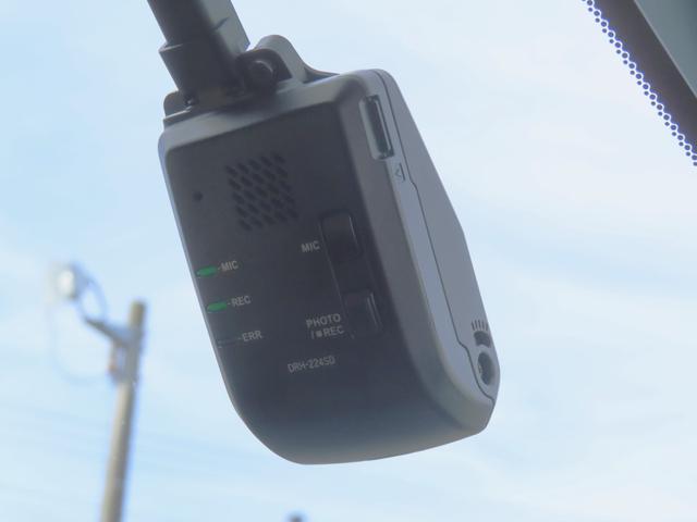 ステップワゴン e:HEVスパーダ 認定中古車 リア席モニター 電子制御パーキングブレーキ ブラインドスポットモニター ホンダコネクト対応ナビ 両側パワースライドドア シートヒーター バックカメラ ドライブレコーダー イモビライザー(64枚目)