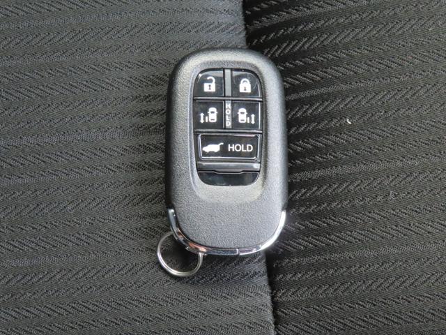 ステップワゴン e:HEVスパーダ 認定中古車 リア席モニター 電子制御パーキングブレーキ ブラインドスポットモニター ホンダコネクト対応ナビ 両側パワースライドドア シートヒーター バックカメラ ドライブレコーダー イモビライザー(71枚目)