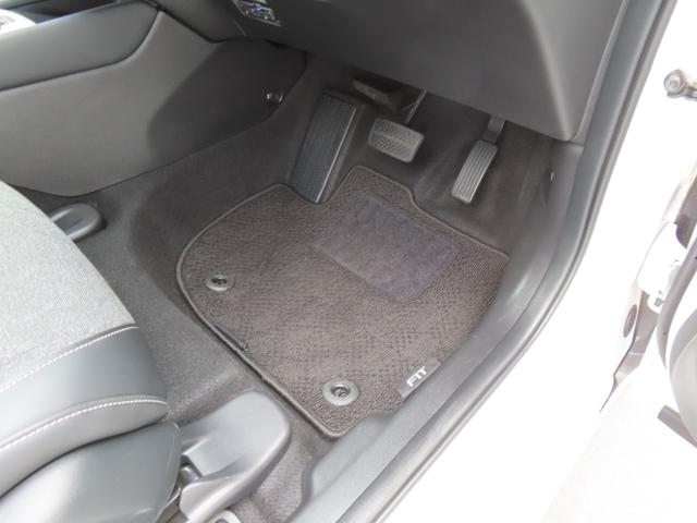 フィット ホーム 認定中古車 電子制御パーキングブレーキ 純正ナビ バックカメラ ETC レンタカーアップ ドライブレコーダー クルーズコントロール 障害物センサー イモビライザー CD USB Bluetooth対応(14枚目)
