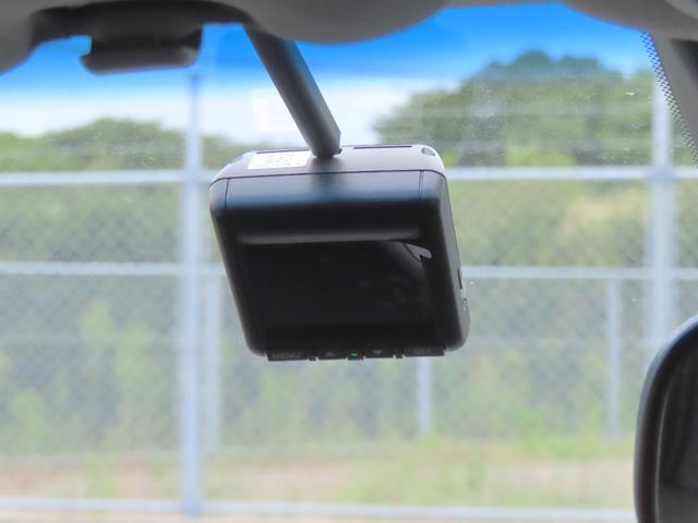 フィット ホーム 認定中古車 電子制御パーキングブレーキ 純正ナビ バックカメラ ETC レンタカーアップ ドライブレコーダー クルーズコントロール 障害物センサー イモビライザー CD USB Bluetooth対応(46枚目)