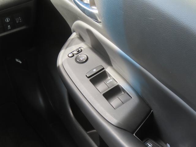 フィット ホーム 認定中古車 電子制御パーキングブレーキ 純正ナビ バックカメラ ETC ドライブレコーダー クルーズコントロール フルセグ CD/DVD再生 USB接続 Bluetooth対応 レンタカーアップ(34枚目)