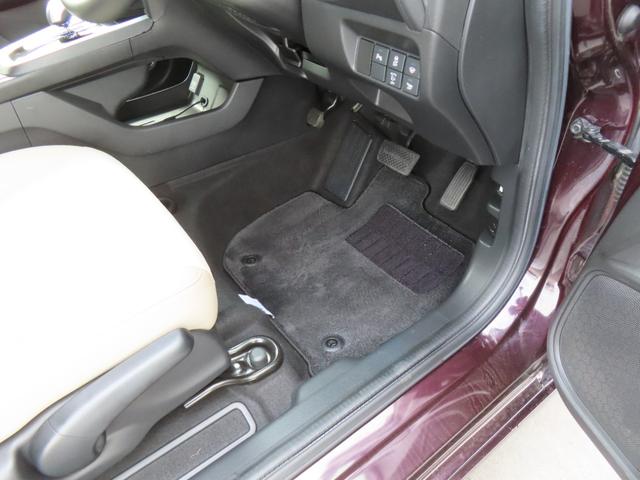 シャトル ハイブリッドX 認定中古車 純正ナビ バックカメラ クルーズコントロール イモビライザー ABS VSA 障害物センサー アイドリングストップ スマートキー ワンセグ CD再生 USB接続 Bluetooth対応(13枚目)