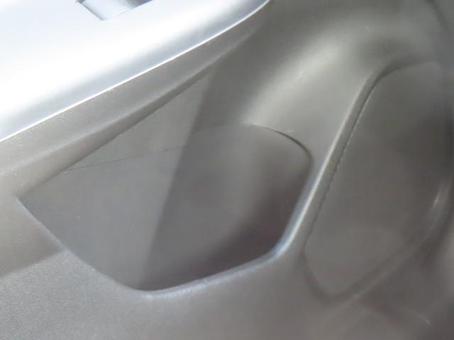 シャトル ハイブリッドX 認定中古車 純正ナビ バックカメラ クルーズコントロール イモビライザー ABS VSA 障害物センサー アイドリングストップ スマートキー ワンセグ CD再生 USB接続 Bluetooth対応(42枚目)