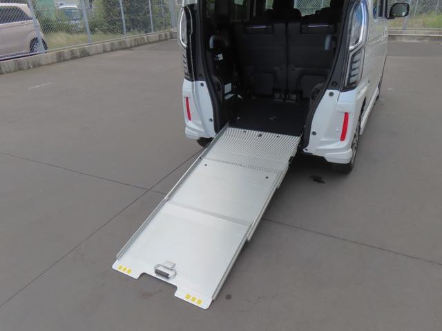 Ｎ－ＢＯＸカスタム Ｌ・スロープ　認定中古車　福祉車両　スロープ　両側パワースライドドア　シートヒーター　純正ナビ　バックカメラ　ＥＴＣ　クルーズコントロール　イモビライザー　純正アルミホイール　フルセグ　ＵＳＢ　Ｂｌｕｅｔｏｏｔｈ（24枚目）