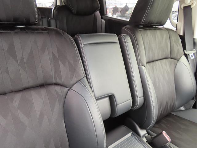 オデッセイハイブリッド ハイブリッドアブソルート・EXホンダセンシング 認定中古車 電子制御パーキングブレーキ 両側パワースライドドア ブラインドスポットモニター ドライブレコーダー 社外ナビ ETC 純正アルミホイール フルセグ USB HDMI Bluetooth対応(16枚目)