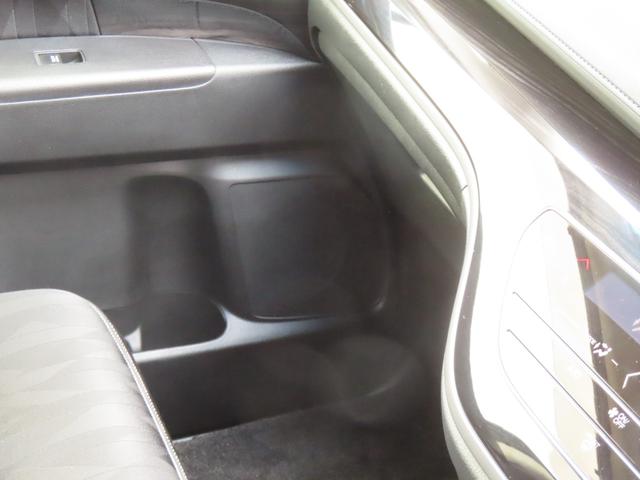 オデッセイハイブリッド ハイブリッドアブソルート・EXホンダセンシング 認定中古車 電子制御パーキングブレーキ 両側パワースライドドア ブラインドスポットモニター ドライブレコーダー 社外ナビ ETC 純正アルミホイール フルセグ USB HDMI Bluetooth対応(51枚目)