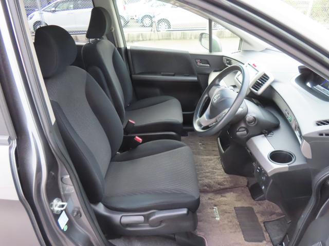 フリードハイブリッド ジャストセレクション　認定中古車　片側パワースライドドア　純正ナビ　バックカメラ　ＥＴＣ　クルーズコントロール　イモビライザー　ＡＢＳ　ＶＳＡ　アイドリングストップ　キーレス　ワンセグ　ＣＤ／ＤＶＤ再生　ＵＳＢ接続（13枚目）