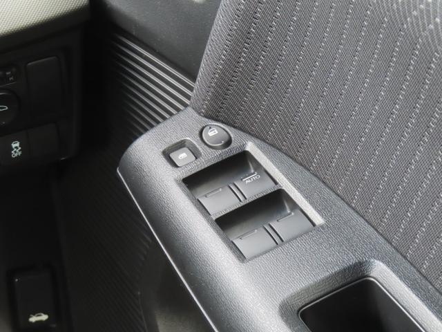 フリードハイブリッド ジャストセレクション　認定中古車　片側パワースライドドア　純正ナビ　バックカメラ　ＥＴＣ　クルーズコントロール　イモビライザー　ＡＢＳ　ＶＳＡ　アイドリングストップ　キーレス　ワンセグ　ＣＤ／ＤＶＤ再生　ＵＳＢ接続（41枚目）