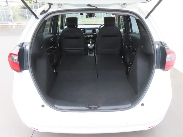 フィット ホーム　認定中古車　電子制御パーキングブレーキ　純正ナビ　バックカメラ　ＥＴＣ　ドライブレコーダー　クルーズコントロール　イモビライザー　障害物センサー　ＣＤ再生　ＵＳＢ　Ｂｌｕｅｔｏｏｔ　レンタカーアップ（20枚目）