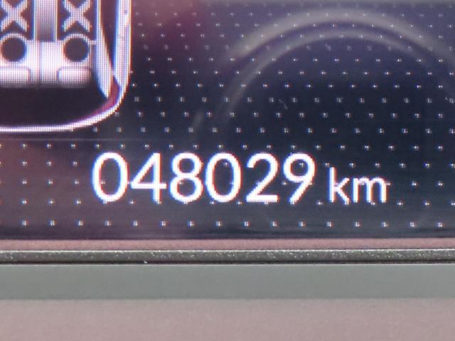 フィット ホーム　認定中古車　電子制御パーキングブレーキ　純正ナビ　バックカメラ　ＥＴＣ　ドライブレコーダー　クルーズコントロール　イモビライザー　障害物センサー　ＣＤ再生　ＵＳＢ　Ｂｌｕｅｔｏｏｔ　レンタカーアップ（27枚目）