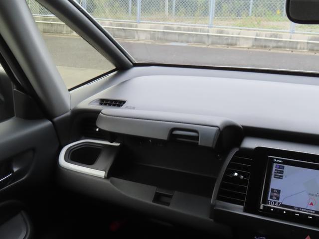 フィット ホーム　認定中古車　電子制御パーキングブレーキ　純正ナビ　バックカメラ　ＥＴＣ　ドライブレコーダー　クルーズコントロール　イモビライザー　障害物センサー　ＣＤ再生　ＵＳＢ　Ｂｌｕｅｔｏｏｔ　レンタカーアップ（37枚目）