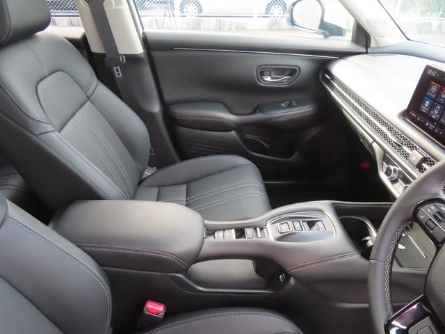 ZR-V e:HEVZ 認定中古車 ステアリングヒーター ドライビングポジションシステム 電子制御パーキングブレーキ ブラインドスポットモニター ホンダコネクト対応ナビ シートヒーター 全周囲カメラ ETC 電動シート(22枚目)