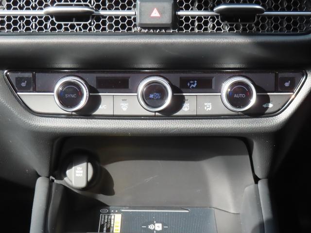 ZR-V e:HEVZ 認定中古車 ステアリングヒーター ドライビングポジションシステム 電子制御パーキングブレーキ ブラインドスポットモニター ホンダコネクト対応ナビ シートヒーター 全周囲カメラ ETC 電動シート(40枚目)