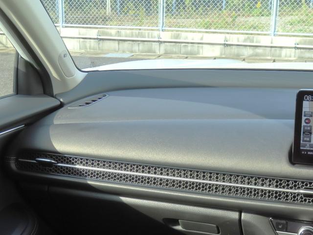 ZR-V e:HEVZ 認定中古車 ステアリングヒーター ドライビングポジションシステム 電子制御パーキングブレーキ ブラインドスポットモニター ホンダコネクト対応ナビ シートヒーター 全周囲カメラ ETC 電動シート(42枚目)