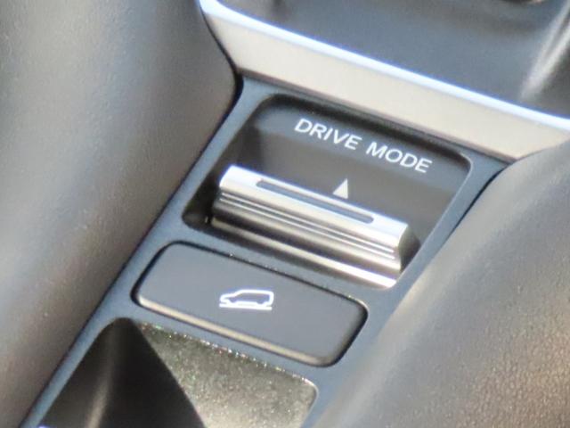 ZR-V e:HEVZ 認定中古車 ステアリングヒーター ドライビングポジションシステム 電子制御パーキングブレーキ ブラインドスポットモニター ホンダコネクト対応ナビ シートヒーター 全周囲カメラ ETC 電動シート(46枚目)
