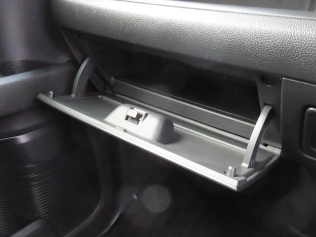 Ｎ－ＢＯＸ ２トーンカラースタイルモデューロＸＧ・ターボパック　認定中古車　両側パワースライドドア　シートヒーター　純正ナビ　クルーズコントロール　バックカメラ　ＥＴＣ　ナビ連動型前後ドライブレコーダー　イモビライザー　ホンダセンシング　フルセグ　ＣＤ／ＤＶＤ（42枚目）