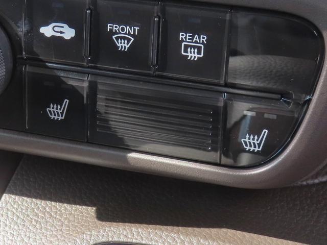 Ｎ－ＢＯＸカスタム Ｌターボ　認定中古車　両側パワースライドドア　シートヒーター　８インチ純正ナビ　バックカメラ　ＥＴＣ　前後ドライブレコーダー　クルーズコントロール　イモビライザー　純正アルミホイール　フルセグ　ＣＤ／ＤＶＤ再生（8枚目）