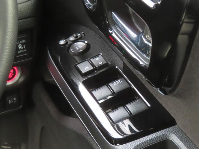 Ｎ－ＢＯＸカスタム Ｌターボ　認定中古車　両側パワースライドドア　シートヒーター　８インチ純正ナビ　バックカメラ　ＥＴＣ　前後ドライブレコーダー　クルーズコントロール　イモビライザー　純正アルミホイール　フルセグ　ＣＤ／ＤＶＤ再生（42枚目）