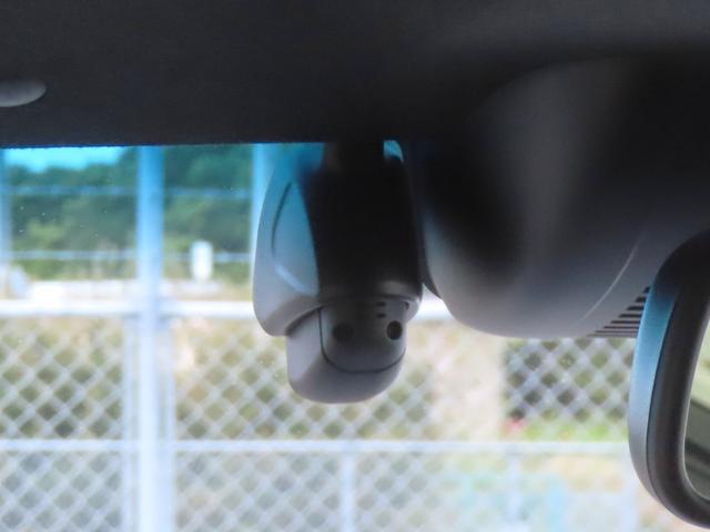 Ｎ－ＢＯＸカスタム Ｌターボ　認定中古車　両側パワースライドドア　シートヒーター　８インチ純正ナビ　バックカメラ　ＥＴＣ　前後ドライブレコーダー　クルーズコントロール　イモビライザー　純正アルミホイール　フルセグ　ＣＤ／ＤＶＤ再生（52枚目）