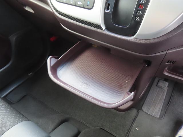 Ｎ－ＷＧＮカスタム Ｇ・ターボパッケージ　認定中古車　純正ナビ　バックカメラ　ＥＴＣ　クルーズコントロール　イモビライザー　ＡＢＳ　ＶＳＡ　ベンチシート　純正アルミホイール　フルセグ　ＣＤ／ＤＶＤ再生　ＵＳＢ接続　Ｂｌｕｅｔｏｏｔｈ対応（41枚目）