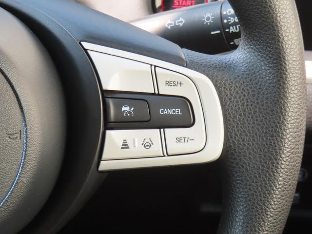 フィット ホーム　認定中古車　電子制御パーキングブレーキ　純正ナビ　バックカメラ　ＥＴＣ　ドライブレコーダー　クルーズコントロール　イモビライザー　ＣＤ再生　ＵＳＢ接続　Ｂｌｕｅｔｏｏｔｈ対応　レンタカーアップ（23枚目）